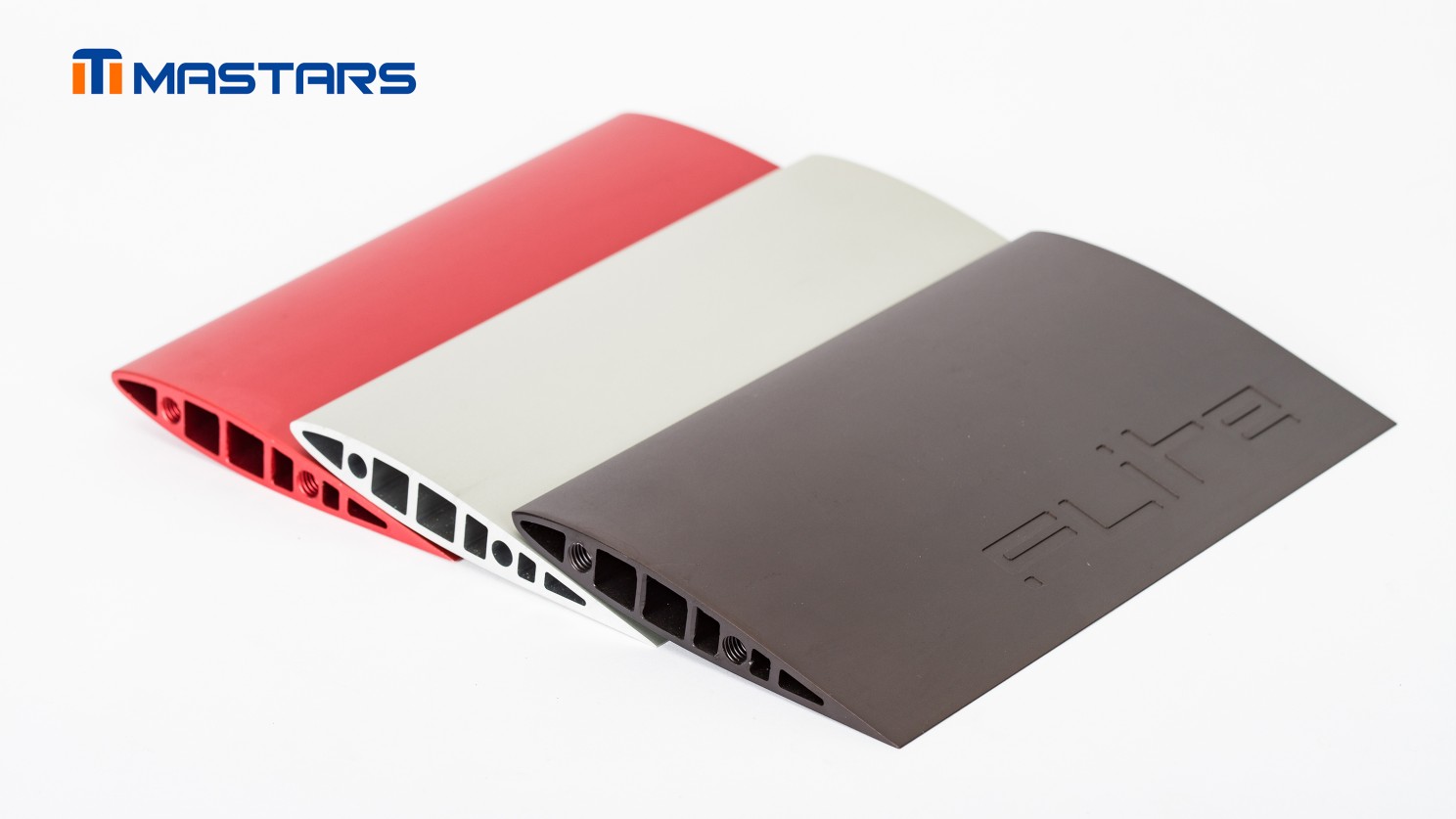 1767677698304605.jpg 1764829975107.jpg