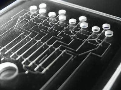 Vacuum Casting: A Catalyst for Innovation in Medical Device Manufacturing Abstra