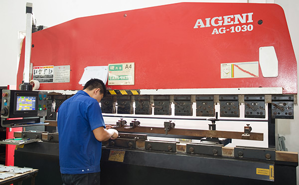 CNC bending machine