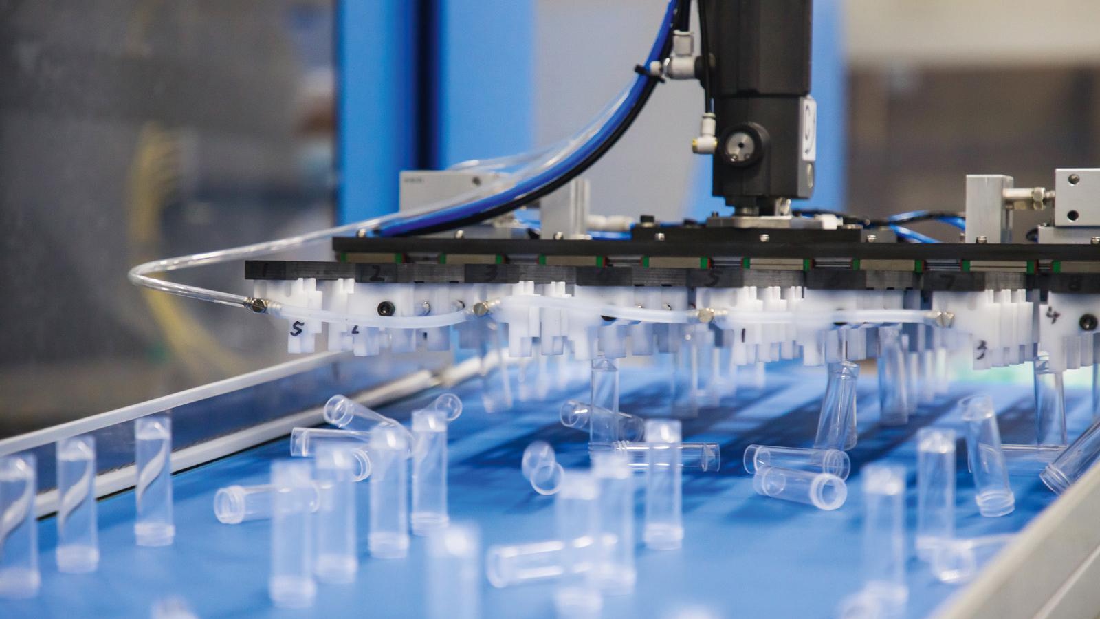 Mastars' Injection Molding Process for Integral Snap-Fit Components